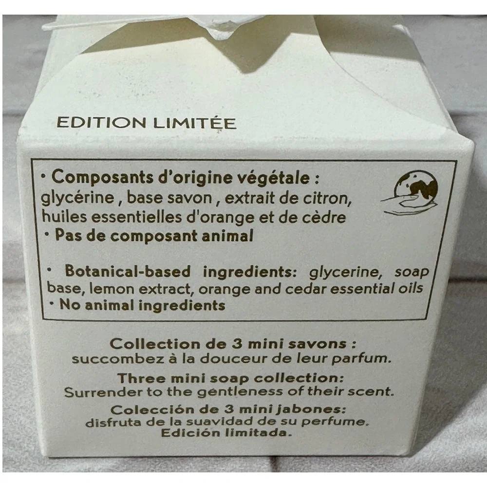 Yves Rocher Limited Edition Fleur de Noel Collection of‎ 3 Mini Soaps Gift Set